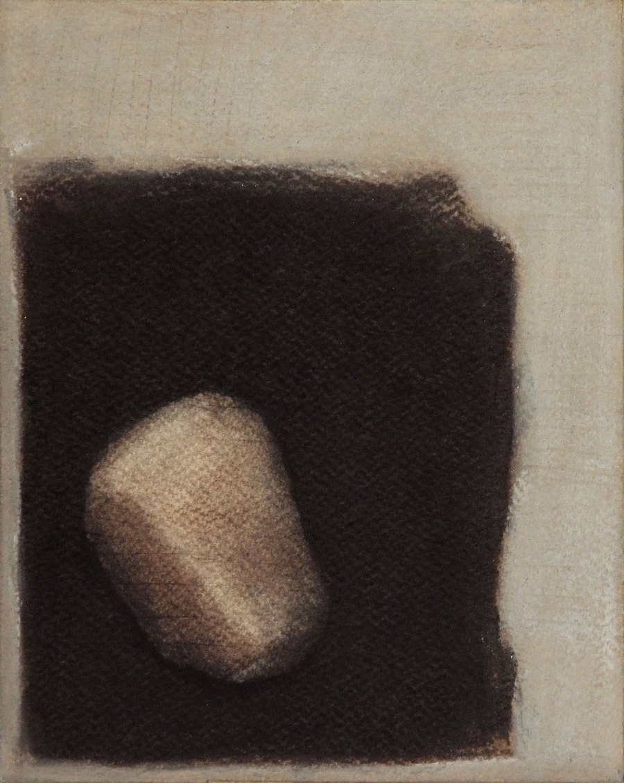 Czink Ibolya Beatrix: Kőbaba, 2015, szénrajz