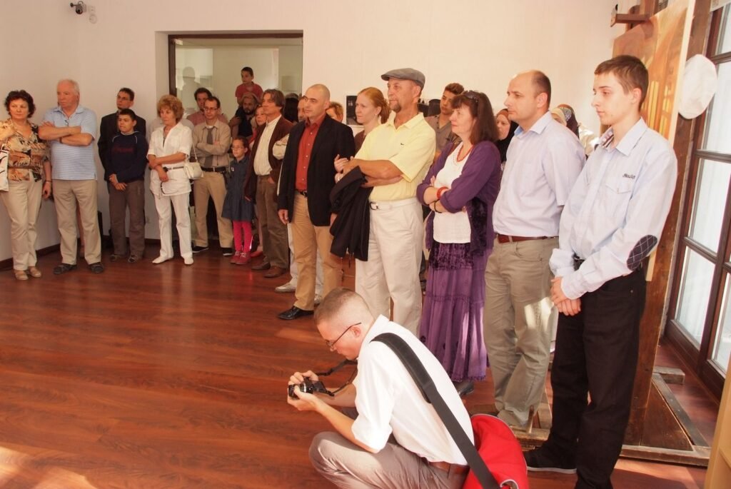 Czink Ibolya Beatrix kiállítása: „Pihenőpályán” kiállítás 2014. 06. 21.